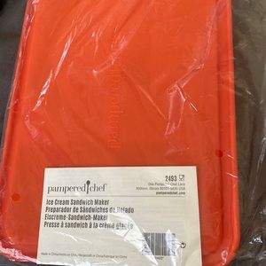 Pamperedchef ice cream sandwich maker